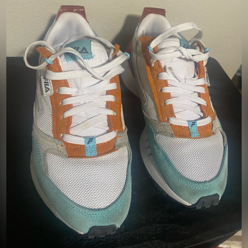 Womens Retro Fila running shoes- white, burnt orange, teal size 8 - Picture 1 of 15